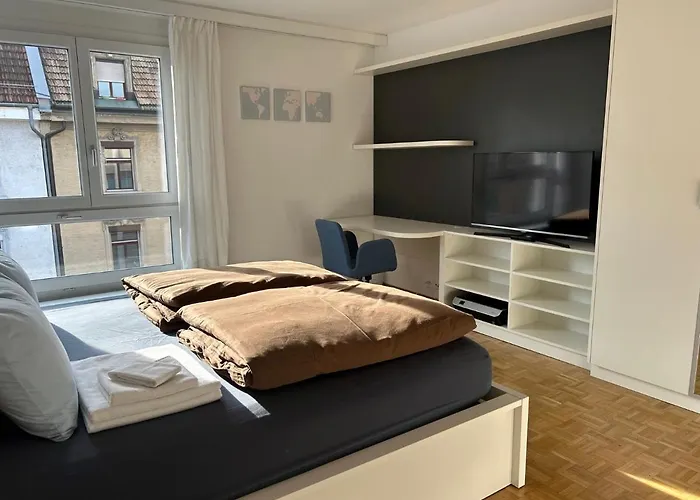 Elisa 6 * Ζυρίχη